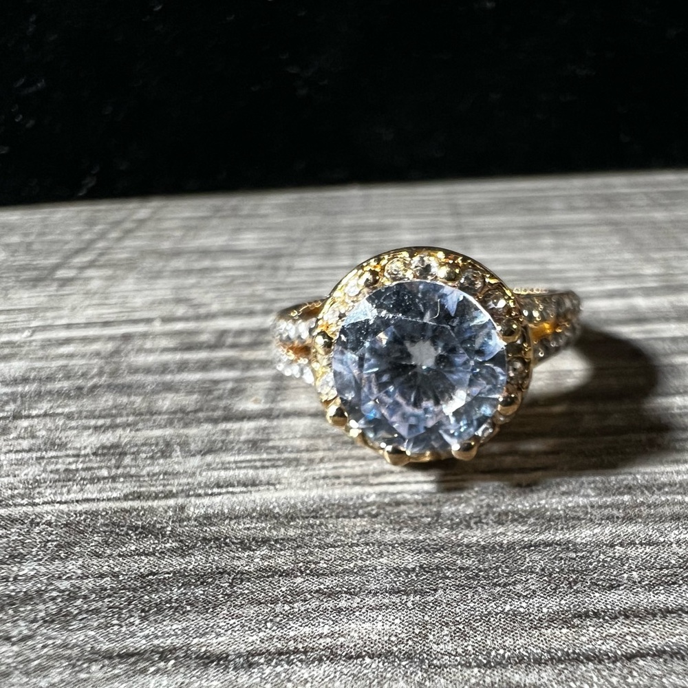Costume jewelry ring